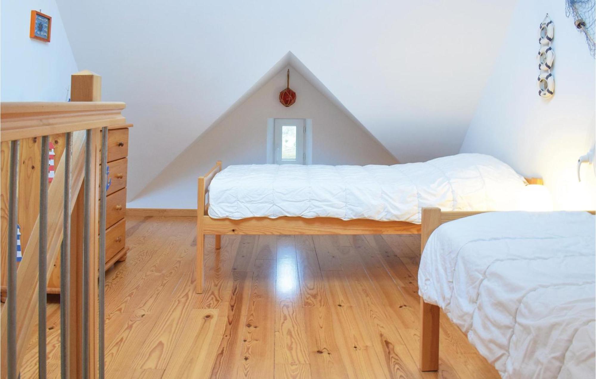 2 Bedroom Amazing Apartment In Ponts Exterior foto